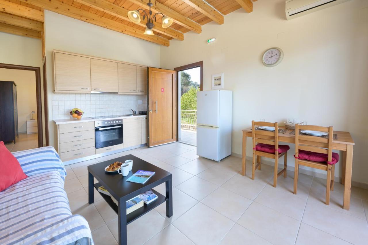 Pangolas Apartments Paxos Longós Extérieur photo