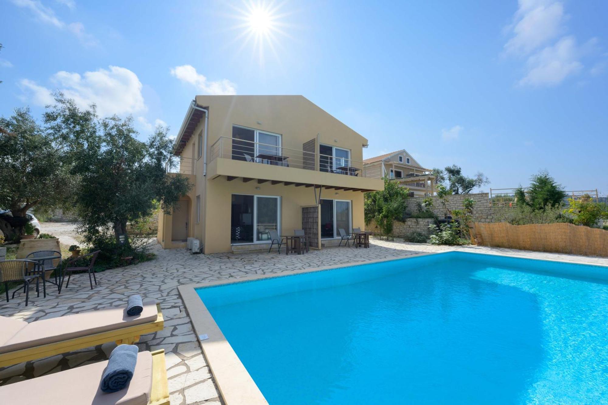 Pangolas Apartments Paxos Longós Extérieur photo
