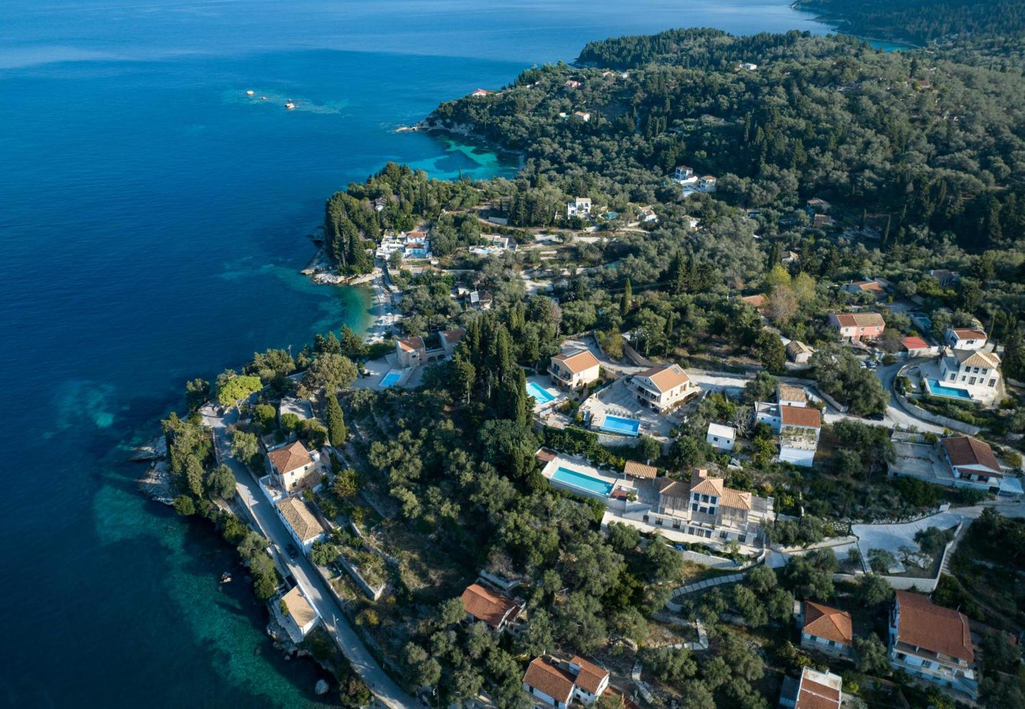 Pangolas Apartments Paxos Longós Extérieur photo