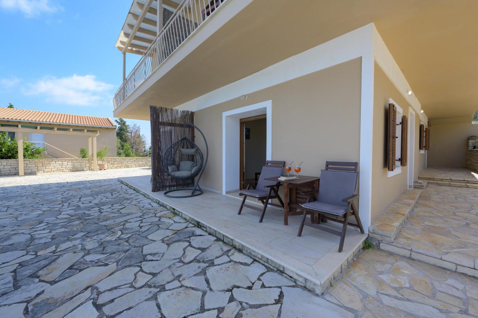 Pangolas Apartments Paxos Longós Extérieur photo