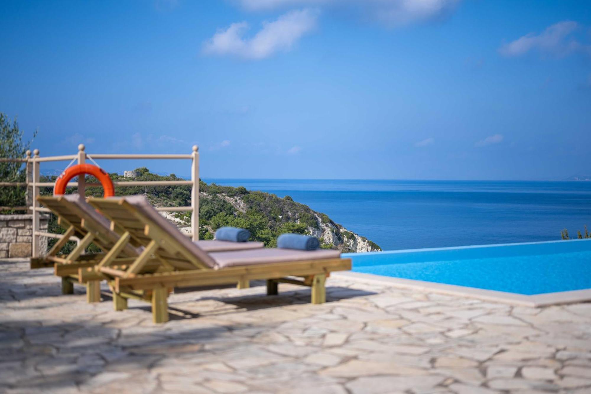 Pangolas Apartments Paxos Longós Extérieur photo