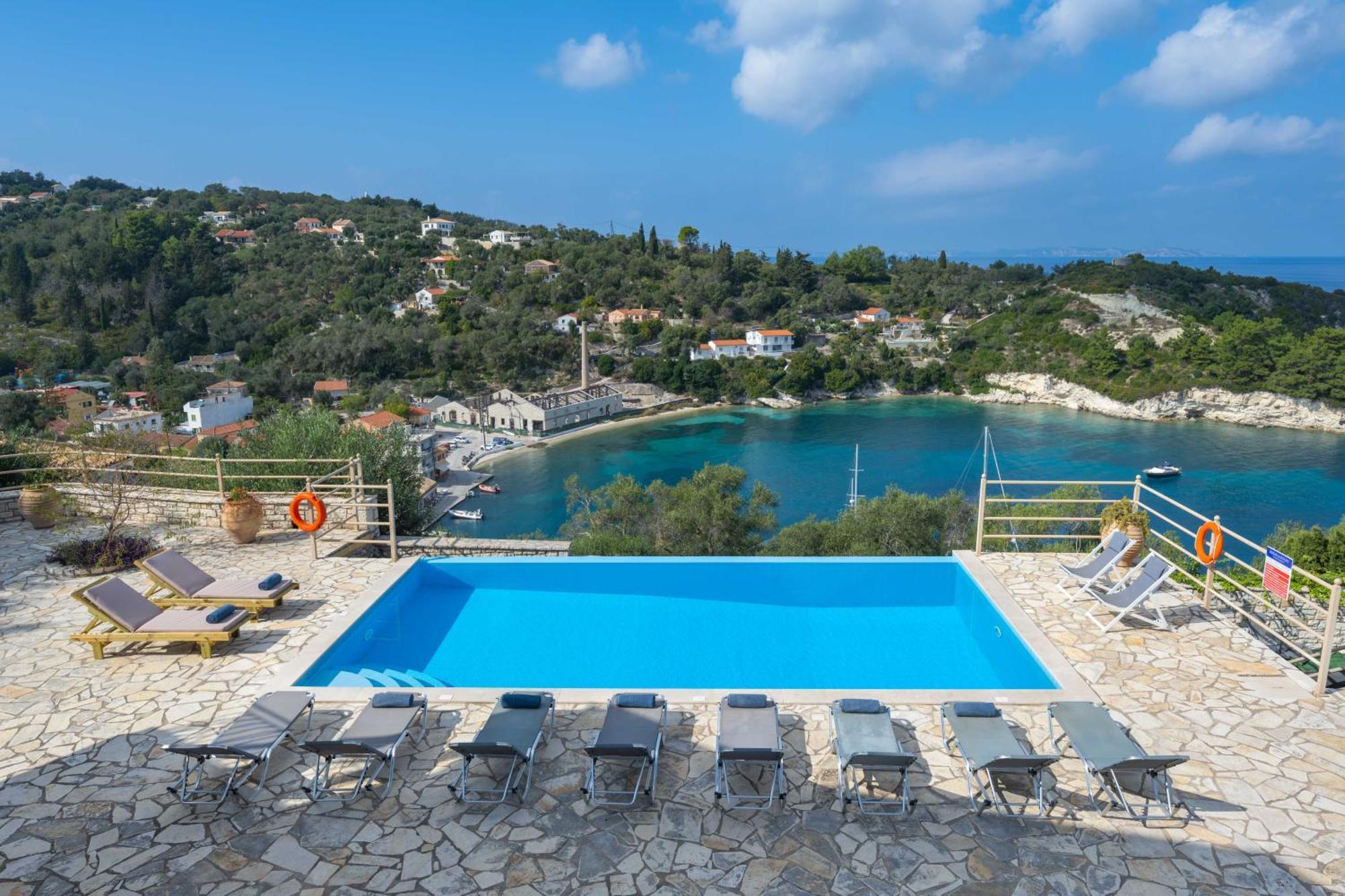 Pangolas Apartments Paxos Longós Extérieur photo